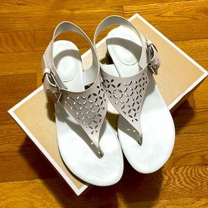 MICHAEL Michael Kors London Laser-Cut Flat Sandal, White size 7.5